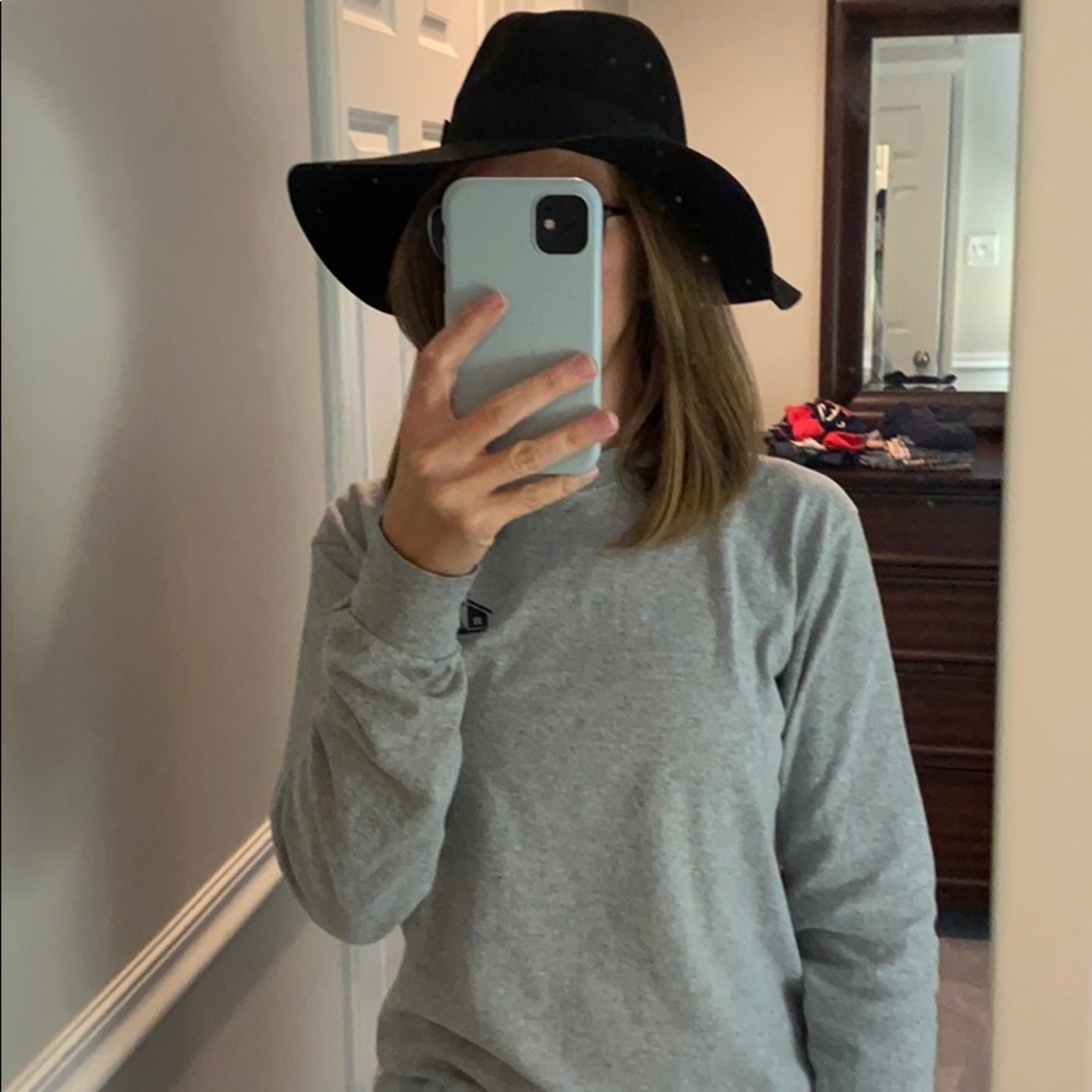 Black wool hat